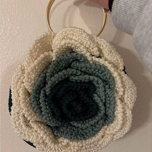 Crochet flower rose purse gold handle lined green white